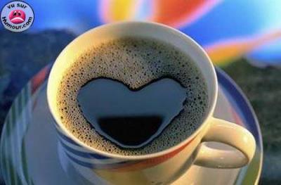 une tasse a cafe  pleine d'amour